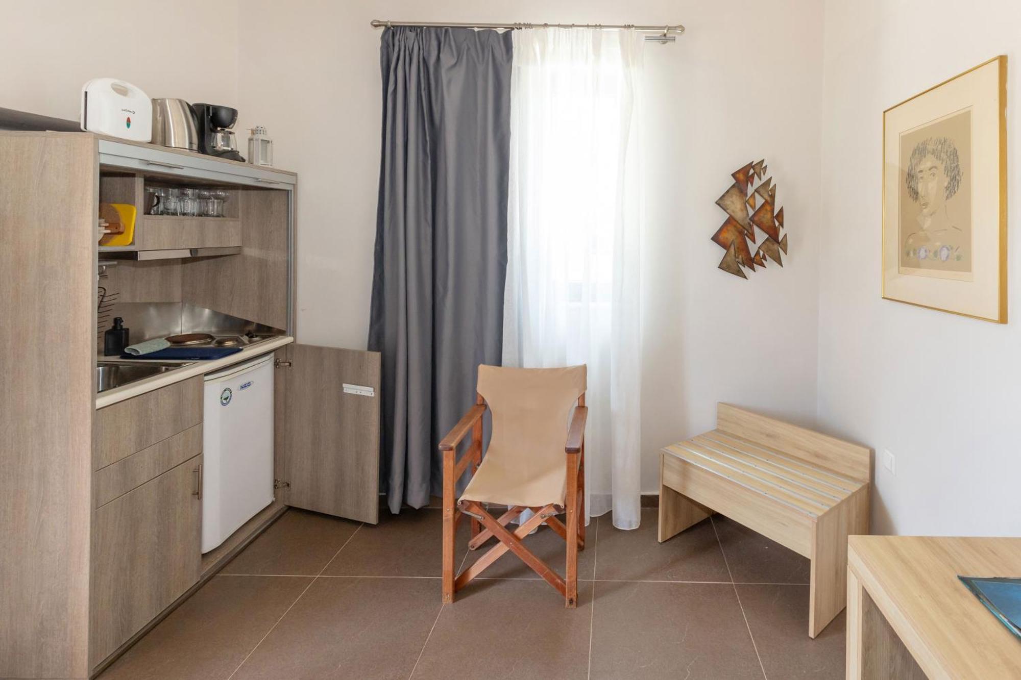 Oinoni'S Home - Aiakos Studio Souvala Exterior photo